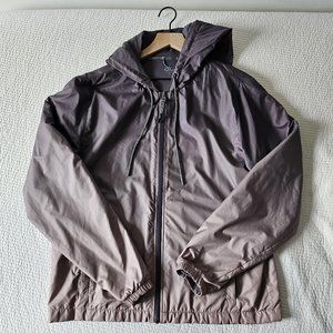 Alo Yoga Men's Advent Circuit Jacket in Anthracite/Gravel